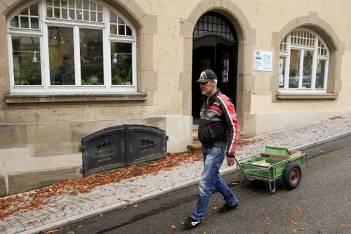 Backwarenspenden abholen für den Tagestreff