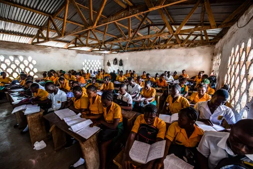 Unterstützung von Kindern in Sierra Leone, Liberia und Nepal