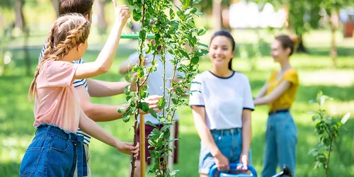 Naturschutz ist Flächenschutz - Unterstützt durch Euer Engagement die Naturschutzarbeit der Loki Schmidt Stiftung!