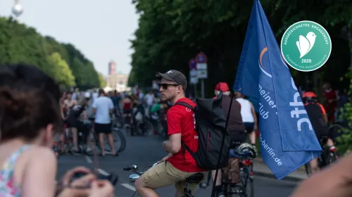 # Demo-Unterstützer*in