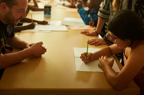 Hausaufgabenbetreuung für geflüchtete Kinder