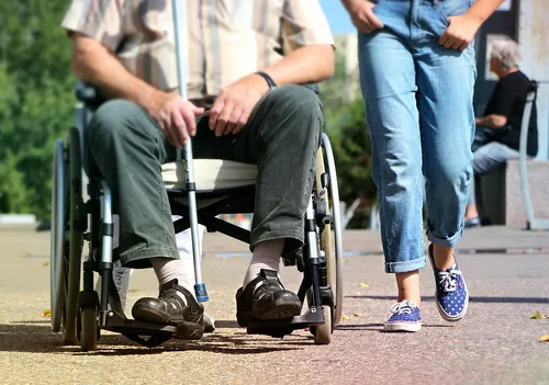 Mobilitätshilfe für ältere Menschen in Lichtenberg