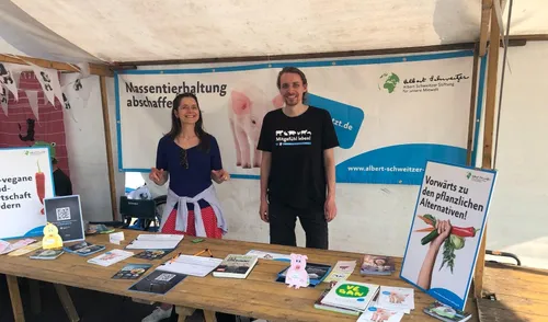 Infostand für Tierschutz und Veganismus