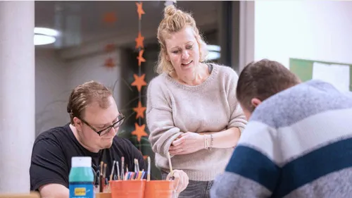 Mitarbeit in der Kleiderkammer