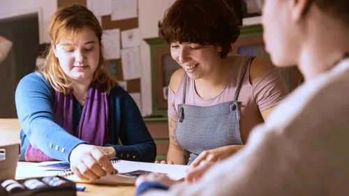 Hausaufgabenbetreuung und Lernförderung für Schüler/Innen in einer Realschule