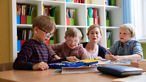 Kinderbetreuung und Hausaufgabenhilfe in der Musikschule