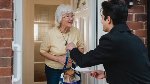 Gemeinsame Zeit: Besuchsdienst bei älteren Menschen bzw. Seniorinnen und Senioren