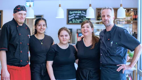 Abendfeen gesucht im Cafe La Strada