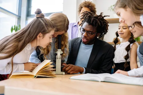 Hausaufgabenhilfe für Grundschüler*innen