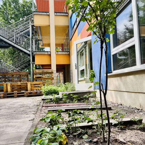 Gartenpflege in AWO KiTa und Familienzentrum