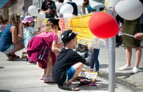 Kreatives Malen und Basteln mit und für Kinder