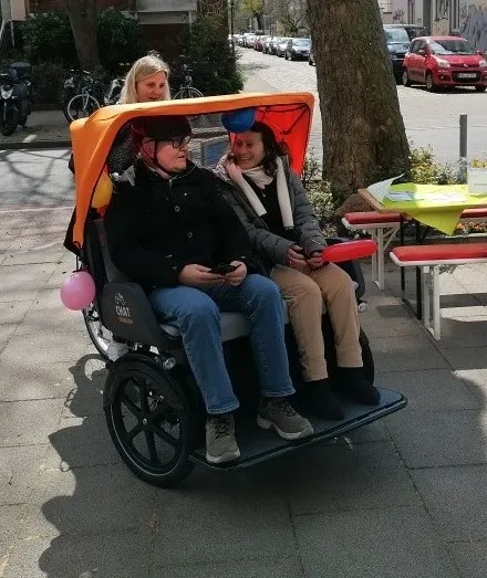 Radeln ohne Alter (Bremen): Rikscha-Fahrten für Senior:innen