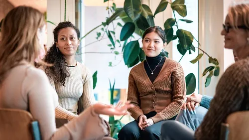 Deutsch üben mit Nachbarinnen im Frauensprachcafé