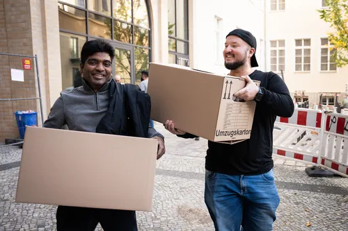 Unterstütze bei der Verschönerung im Stadtteilzentrum 