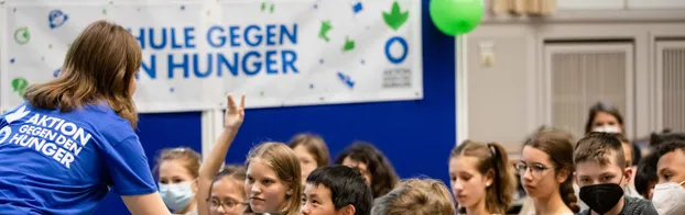 Halte Bildungsvorträge an Schulen in Mainz zum Thema Mangelernährung für unser Bildungs- und Sportprojekt Schulen gegen den Hunger!