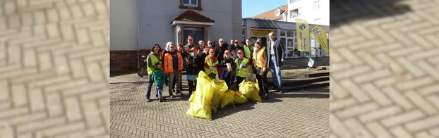 Freiburg putzt sich raus bei Garten- und Tiefbauamt "Freiburg packt an"