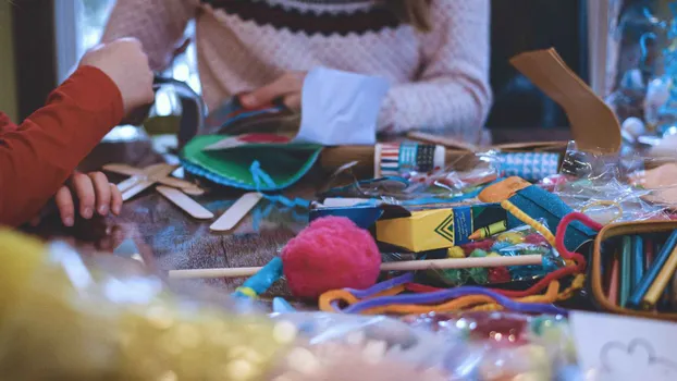 Basteln, Spielen und Lesen - mit Kindern lernen by Mosaik Köln Mülheim e.V.