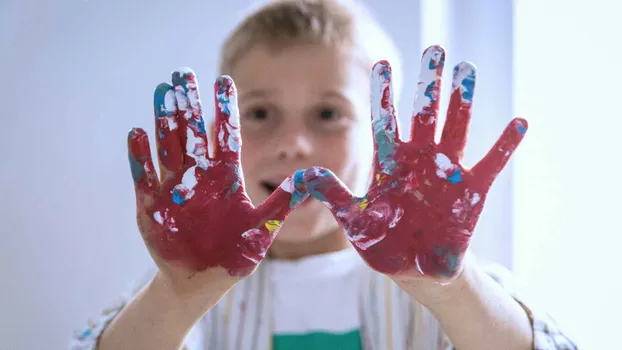 Kreativangebote mit Kindern in unserem Kreativraum bei Grundschule Feldbergschule Mainz