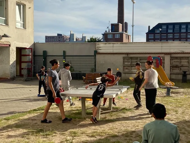 Tischtennis für Kinder und Jugendliche im Wohnheim bei TIK e.V.