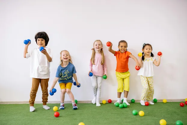 Ermögliche einen Sportkurs für Mütter, in dem du die Kinder betreust! bei oskar | freiwilligenagentur lichtenberg