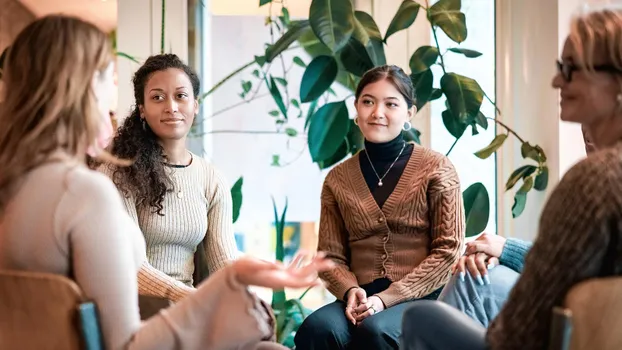 Deutsch üben mit Nachbarinnen im Frauensprachcafé by Nachbarschaftstreff Südpark