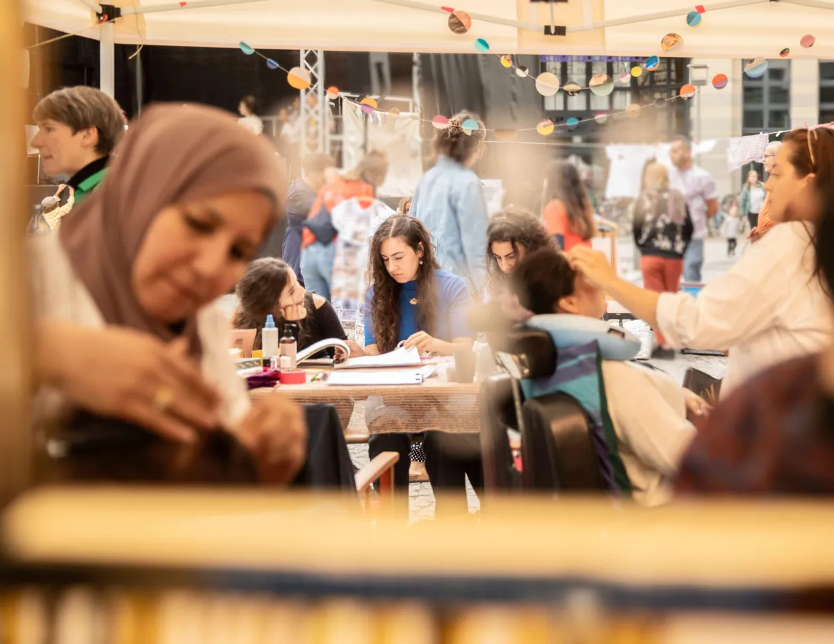 GRAND BEAUTY. Salon für Schönes, Diversität & Dialog